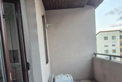 Apartament de 3 camere, garaj, balcon zona Terra - 8