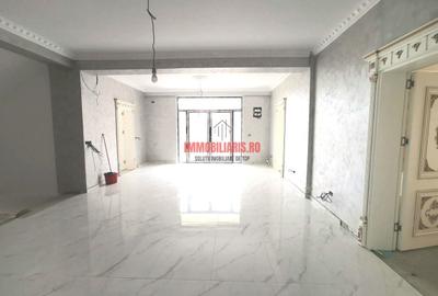 Casă individuală cu 8 camere cu Teren 250 Mp în Ozana - 1