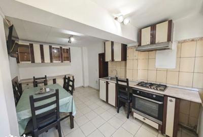 Casă cu 5 camere cu Canalizare în Chitila - 2