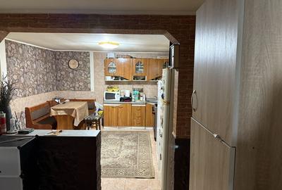 Casă cu 3 camere în Central - 2