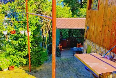 Casă cu 3 camere cu Teren 500 Mp în Central - 1