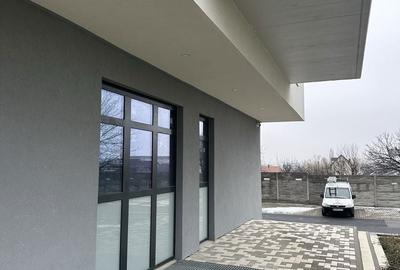 Spațiu comercial, de 100 mp, în Lotus - 1