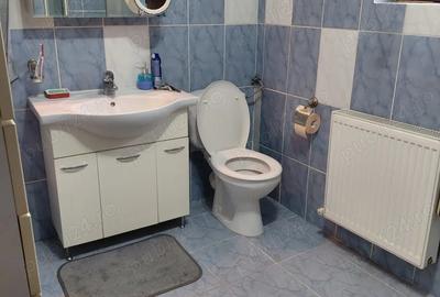 Proprietar vinde etaj de vila cu piscina si teraza - 1