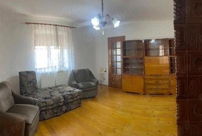 Casă cu 6 camere în Vladimirescu - 1