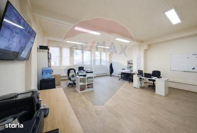 Spațiu comercial, de 3,072 mp, în Central - 3