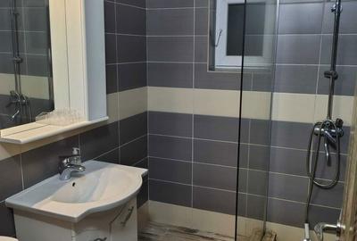 Apartament cu 2 camere decomandat în Traian - 7