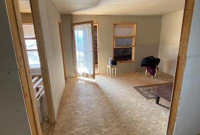 Casă cu Teren 620 Mp în Central - 1