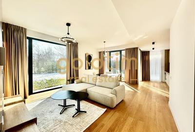 Apartament cu 4 camere decomandat în Pipera