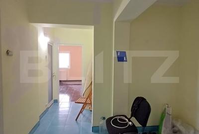 Apartament de vanzare, cu 3 camere, semidecomandat, 84 mp, zona Centrala! - 7