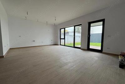 Casa Individuala.In Oras.Proiect Modern.Car Port - 2