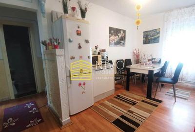 Apartament 4 camere Sg. de Mure? Zona ?colii - 1