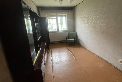 Apartament cu 4 camere semidecomandat în Aurel Vlaicu - 3
