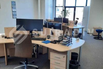 Spațiu comercial, de 205 mp, în Central - 3
