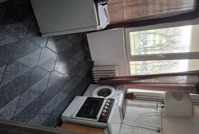 Garsonieră decomandată în Podgoria