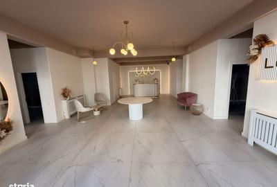 Spațiu comercial, de 165 mp, în Central