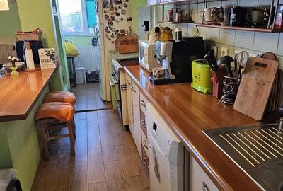 Apartament cu 3 camere decomandat în George Enescu - 6