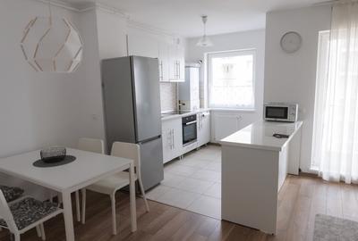 Apartament cu 2 camere decomandat, mobilat în Tractorul - 4