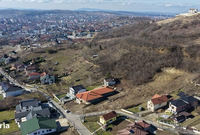 Teren de 626 mp, în Central - 1