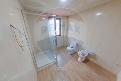 Casă cu 5 camere cu Teren 2688 Mp în Piatra - 3