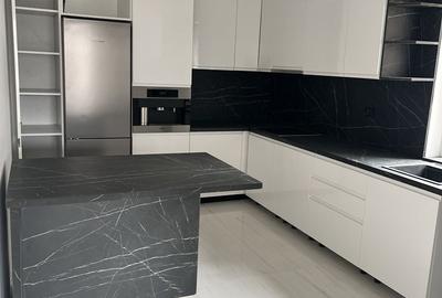 Casă cu 8 camere cu Teren 2100 Mp în Central - 13