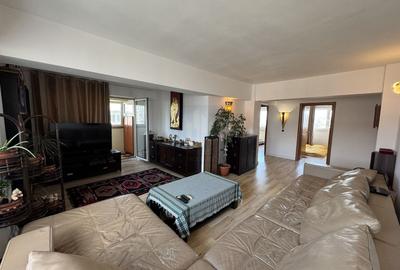 Apartament cu 3 camere decomandat, mobilat în Tineretului - 23