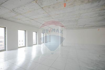 Spațiu comercial, de 414 mp, în Ultracentral - 3
