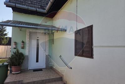 Casă individuală cu 5 camere cu Canalizare în Vest - 10