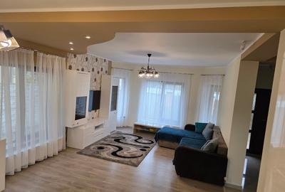 Proprietar vand casa individuala cu 4 camere si teren de 820 mp - Dumbravita - 3