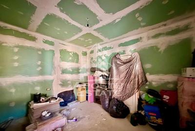 Apartament o camera, 31mp,curte comuna,zona Lunei Apartament o camera, 31mp,curte comuna,zona Lunei - 3