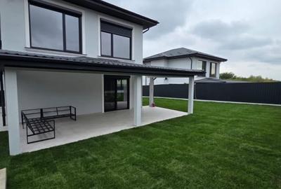 Casă individuală cu 4 camere cu Canalizare în Vișani - 4