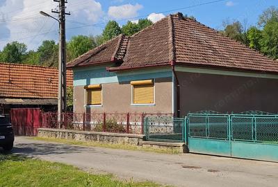 Casă cu 3 camere în Central - 2