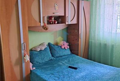 Apartament cu 4 camere decomandat în Viziru 3 - 5