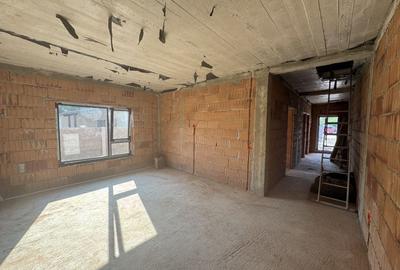 Sanmihaiu Roman,1/2 Duplex , Parter, 3 camere,o baie ,Terasa Acoperita - 5