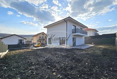 Casă individuală cu 4 camere cu Canalizare în Chinteni - 4