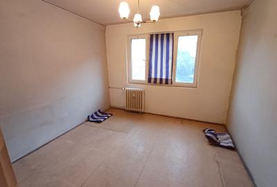 Apartament cu 3 camere decomandat în Dristor - 3