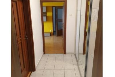 Apartament cu 3 camere semidecomandat în Dristor - 4