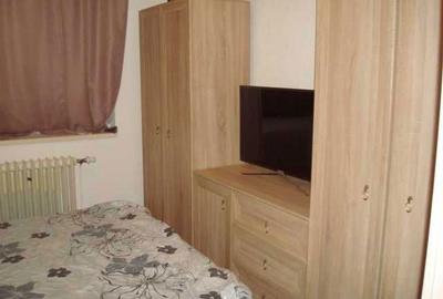 Apartament cu 3 camere semidecomandat în Valea Aurie - 3