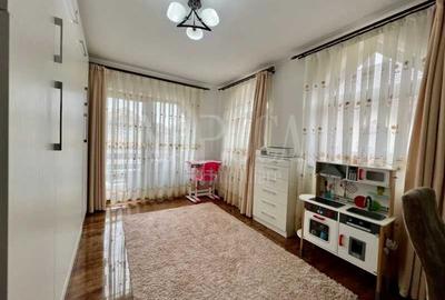 Apartament 3 camere de vanzare in Europa, Cluj Napoca - 2