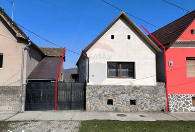 Casă cu 2 camere cu Teren 913 Mp în Central - 9