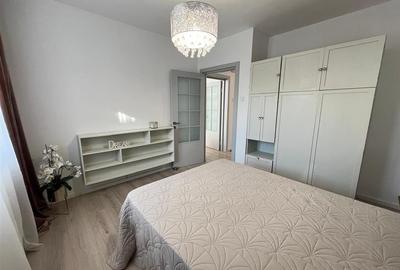 Apartament modern 3 camere si balcon etaj 1 zona Strand - 9