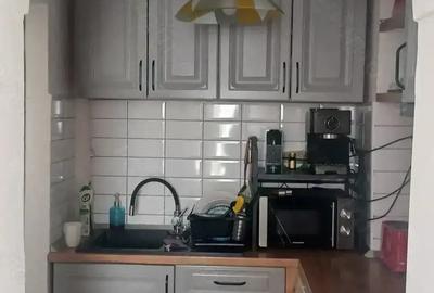 Vand apartament 2 camere - 1