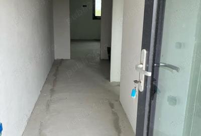 Casă cu 5 camere cu Teren 1000 Mp în Berteștii de Jos - 1