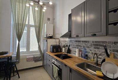 Garsonieră decomandată, mobilată în Universitate - 4