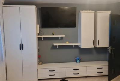Inchiriez apartament complet mobilat si utilat