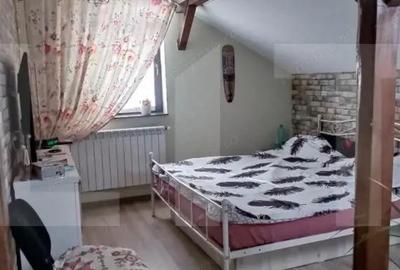 Casă cu 4 camere cu Teren 450 Mp în 1 Decembrie - 2