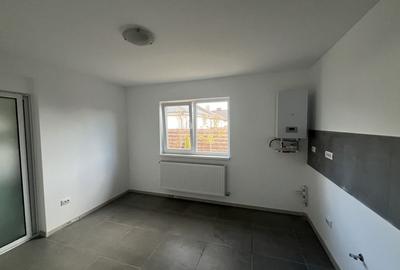 Glina stadion casa parter 4 camere - 10