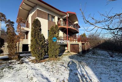 Casă cu 4 camere cu Teren 572 Mp în Bucium - 1