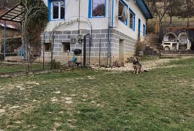 Casă cu 4 camere în Central - 7