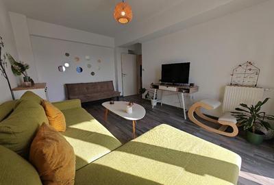Apartament cu 2 camere decomandat, mobilat în Tractorul - 13