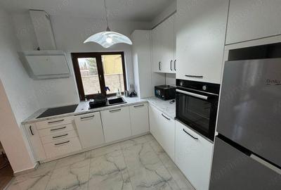 Casă cu 5 camere cu Teren 350 Mp în Giroc - 1